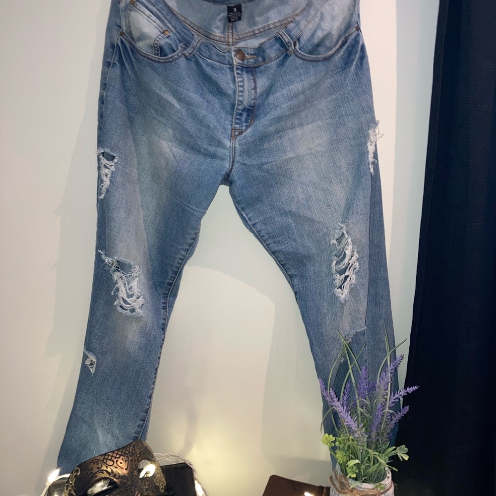 Distressed Blue Mid-Rise Mom Jeans